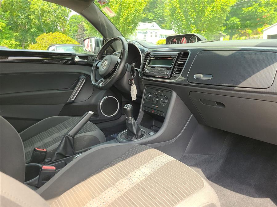 2012 Volkswagen Beetle 2dr Cpe Man 2.0T Turbo, available for sale in Canton, Connecticut | Lava Motors. Canton, Connecticut 2012 Volkswagen Beetle 2dr Cpe Man 2.0T Turbo, available for sale in Canton, Connecticut | Lava Motors. Canton, Connecticut