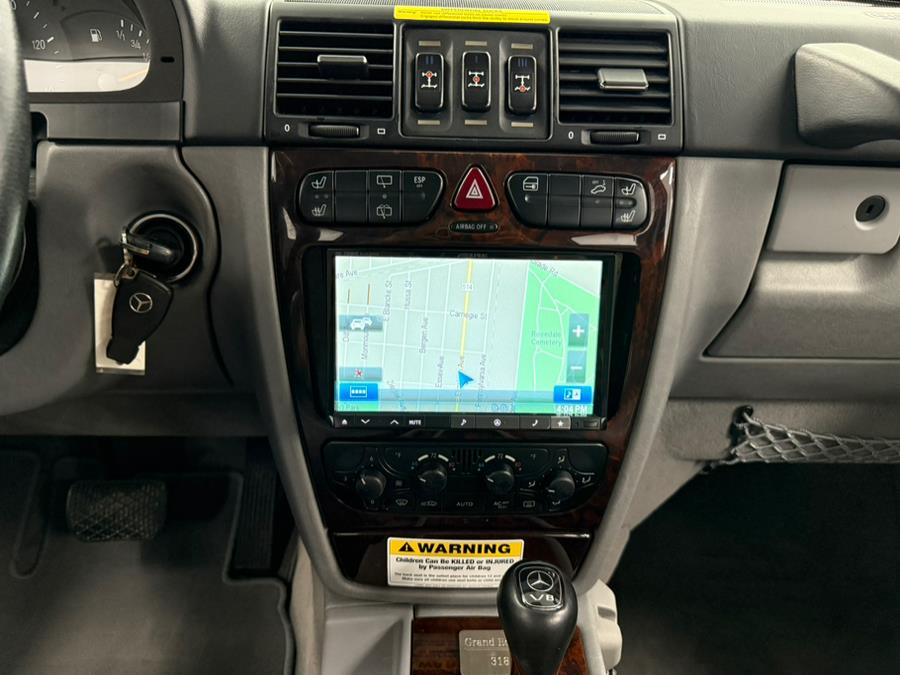 2005 Mercedes-Benz G-Class 4MATIC 4dr 5.0L Grand Edition, available for sale in Elizabeth, New Jersey | M Auto Group. Elizabeth, New Jersey 2005 Mercedes-Benz G-Class 4MATIC 4dr 5.0L Grand Edition, available for sale in Elizabeth, New Jersey | M Auto Group. Elizabeth, New Jersey