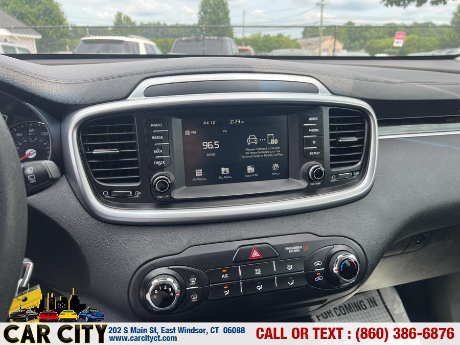 2019 Kia Sorento LX AWD, available for sale in East Windsor, Connecticut | Car City LLC. East Windsor, Connecticut 2019 Kia Sorento LX AWD, available for sale in East Windsor, Connecticut | Car City LLC. East Windsor, Connecticut