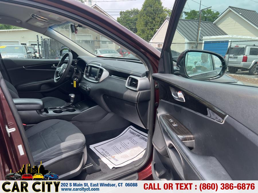 2019 Kia Sorento LX AWD, available for sale in East Windsor, Connecticut | Car City LLC. East Windsor, Connecticut 2019 Kia Sorento LX AWD, available for sale in East Windsor, Connecticut | Car City LLC. East Windsor, Connecticut