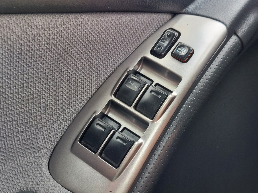 2007 Toyota Matrix 5dr Wgn Auto STD (Natl), available for sale in East Windsor, Connecticut | United Auto Sales of E Windsor, Inc. East Windsor, Connecticut 2007 Toyota Matrix 5dr Wgn Auto STD (Natl), available for sale in East Windsor, Connecticut | United Auto Sales of E Windsor, Inc. East Windsor, Connecticut