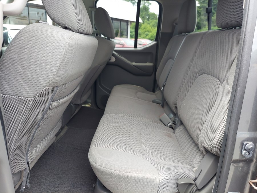 2016 Nissan Frontier 4WD Crew Cab SWB Auto SV, available for sale in East Windsor, Connecticut | United Auto Sales of E Windsor, Inc. East Windsor, Connecticut 2016 Nissan Frontier 4WD Crew Cab SWB Auto SV, available for sale in East Windsor, Connecticut | United Auto Sales of E Windsor, Inc. East Windsor, Connecticut