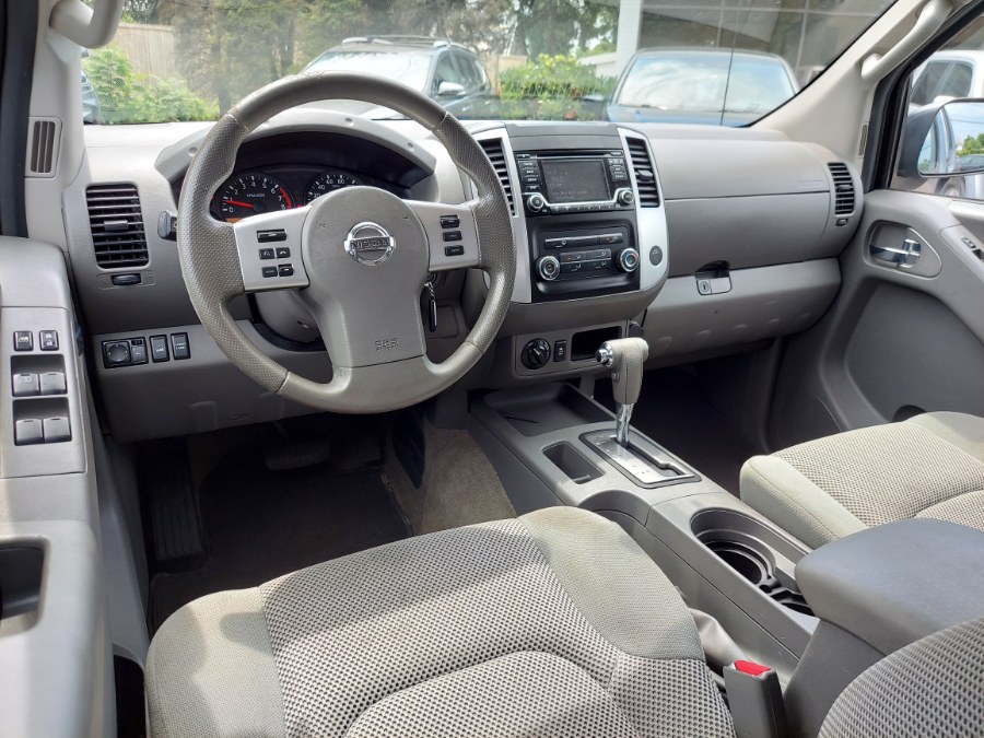 2016 Nissan Frontier 4WD Crew Cab SWB Auto SV, available for sale in East Windsor, Connecticut | United Auto Sales of E Windsor, Inc. East Windsor, Connecticut 2016 Nissan Frontier 4WD Crew Cab SWB Auto SV, available for sale in East Windsor, Connecticut | United Auto Sales of E Windsor, Inc. East Windsor, Connecticut