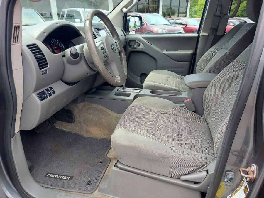 2016 Nissan Frontier 4WD Crew Cab SWB Auto SV, available for sale in East Windsor, Connecticut | United Auto Sales of E Windsor, Inc. East Windsor, Connecticut 2016 Nissan Frontier 4WD Crew Cab SWB Auto SV, available for sale in East Windsor, Connecticut | United Auto Sales of E Windsor, Inc. East Windsor, Connecticut