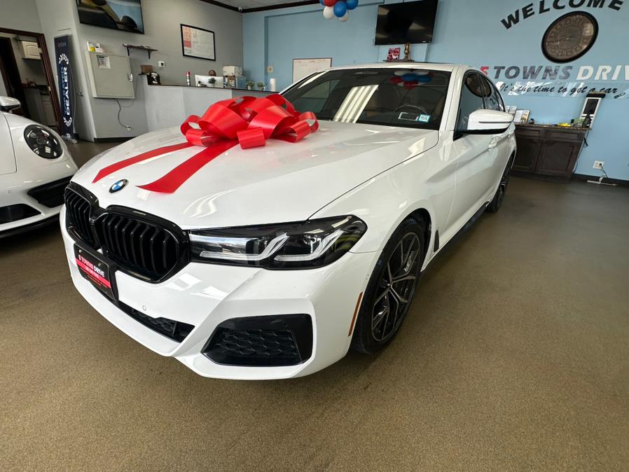 2022 BMW 5 Series 530i xDrive Sedan/ M/Sport, available for sale in Inwood, New York | 5 Towns Drive. Inwood, New York 2022 BMW 5 Series 530i xDrive Sedan/ M/Sport, available for sale in Inwood, New York | 5 Towns Drive. Inwood, New York