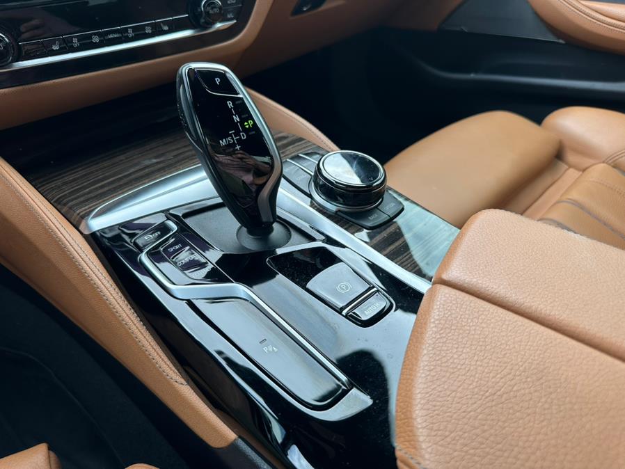 2022 BMW 5 Series 530i xDrive Sedan/ M/Sport, available for sale in Inwood, New York | 5 Towns Drive. Inwood, New York 2022 BMW 5 Series 530i xDrive Sedan/ M/Sport, available for sale in Inwood, New York | 5 Towns Drive. Inwood, New York