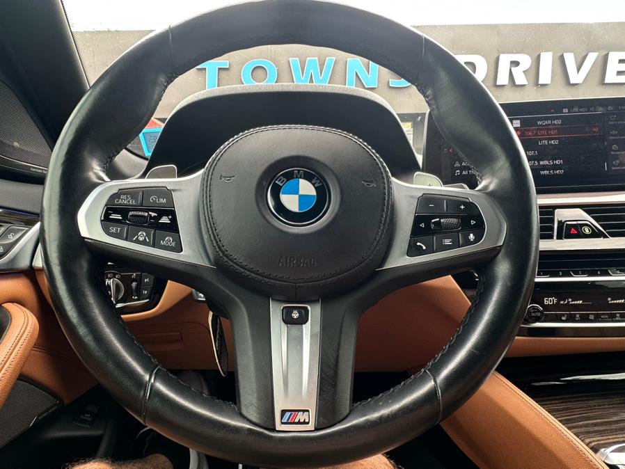 2022 BMW 5 Series 530i xDrive Sedan/ M/Sport, available for sale in Inwood, New York | 5 Towns Drive. Inwood, New York 2022 BMW 5 Series 530i xDrive Sedan/ M/Sport, available for sale in Inwood, New York | 5 Towns Drive. Inwood, New York