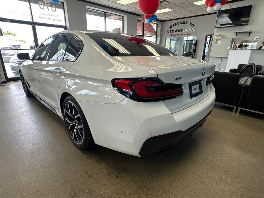 2022 BMW 5 Series 530i xDrive Sedan/ M/Sport, available for sale in Inwood, New York | 5 Towns Drive. Inwood, New York 2022 BMW 5 Series 530i xDrive Sedan/ M/Sport, available for sale in Inwood, New York | 5 Towns Drive. Inwood, New York