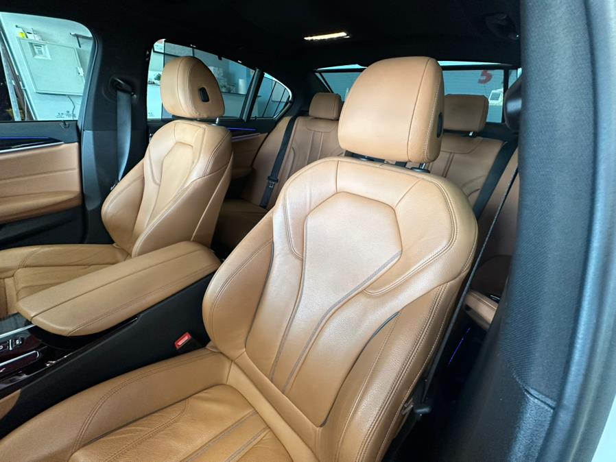 2022 BMW 5 Series 530i xDrive Sedan/ M/Sport, available for sale in Inwood, New York | 5 Towns Drive. Inwood, New York 2022 BMW 5 Series 530i xDrive Sedan/ M/Sport, available for sale in Inwood, New York | 5 Towns Drive. Inwood, New York