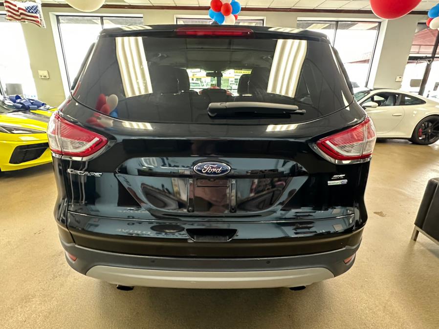 2016 Ford Escape 4WD 4dr SE, available for sale in Inwood, New York | 5 Towns Drive. Inwood, New York 2016 Ford Escape 4WD 4dr SE, available for sale in Inwood, New York | 5 Towns Drive. Inwood, New York