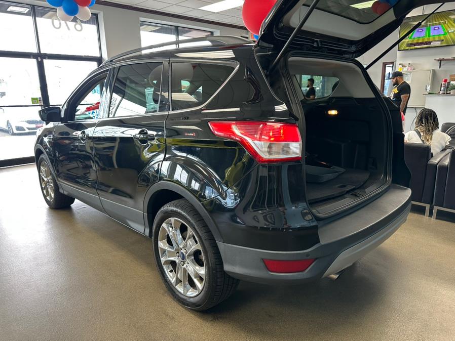 2016 Ford Escape 4WD 4dr SE, available for sale in Inwood, New York | 5 Towns Drive. Inwood, New York 2016 Ford Escape 4WD 4dr SE, available for sale in Inwood, New York | 5 Towns Drive. Inwood, New York