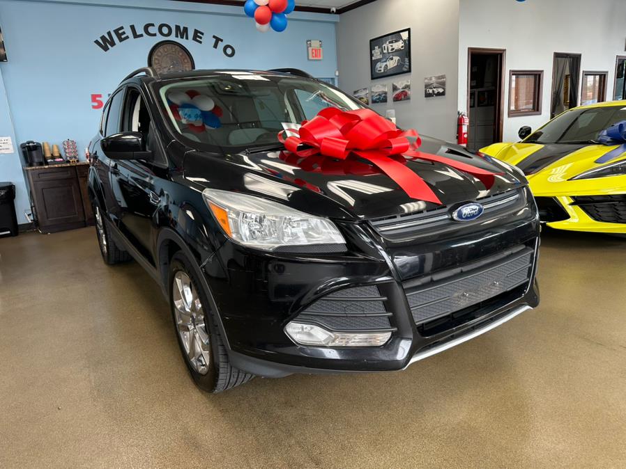 2016 Ford Escape 4WD 4dr SE, available for sale in Inwood, New York | 5 Towns Drive. Inwood, New York 2016 Ford Escape 4WD 4dr SE, available for sale in Inwood, New York | 5 Towns Drive. Inwood, New York