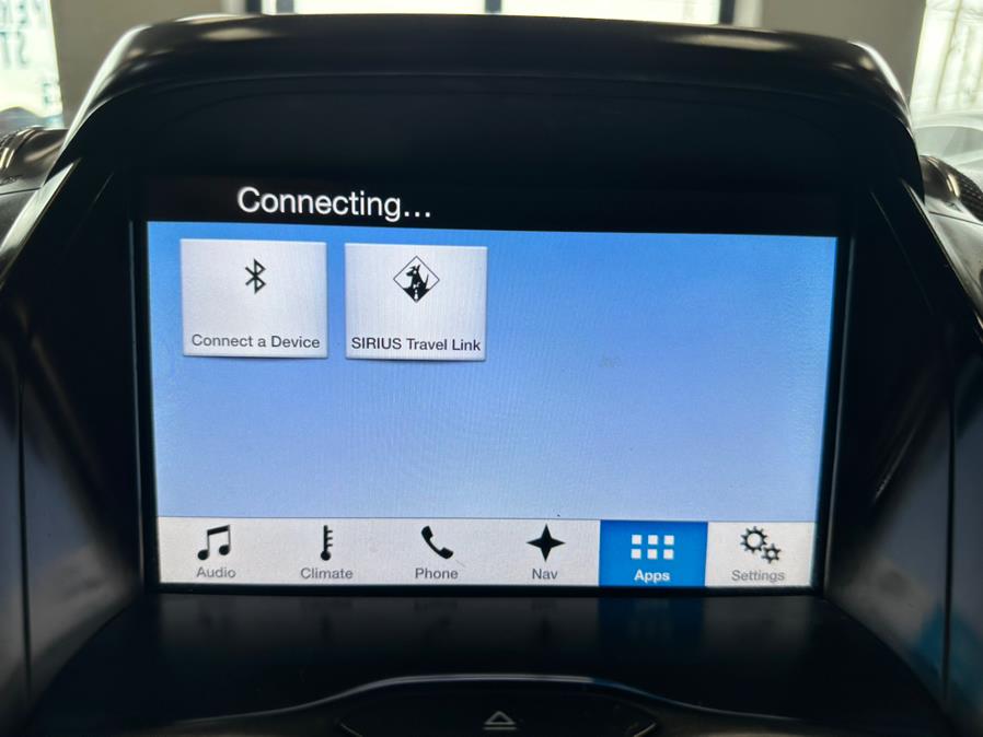 2016 Ford Escape 4WD 4dr SE, available for sale in Inwood, New York | 5 Towns Drive. Inwood, New York 2016 Ford Escape 4WD 4dr SE, available for sale in Inwood, New York | 5 Towns Drive. Inwood, New York