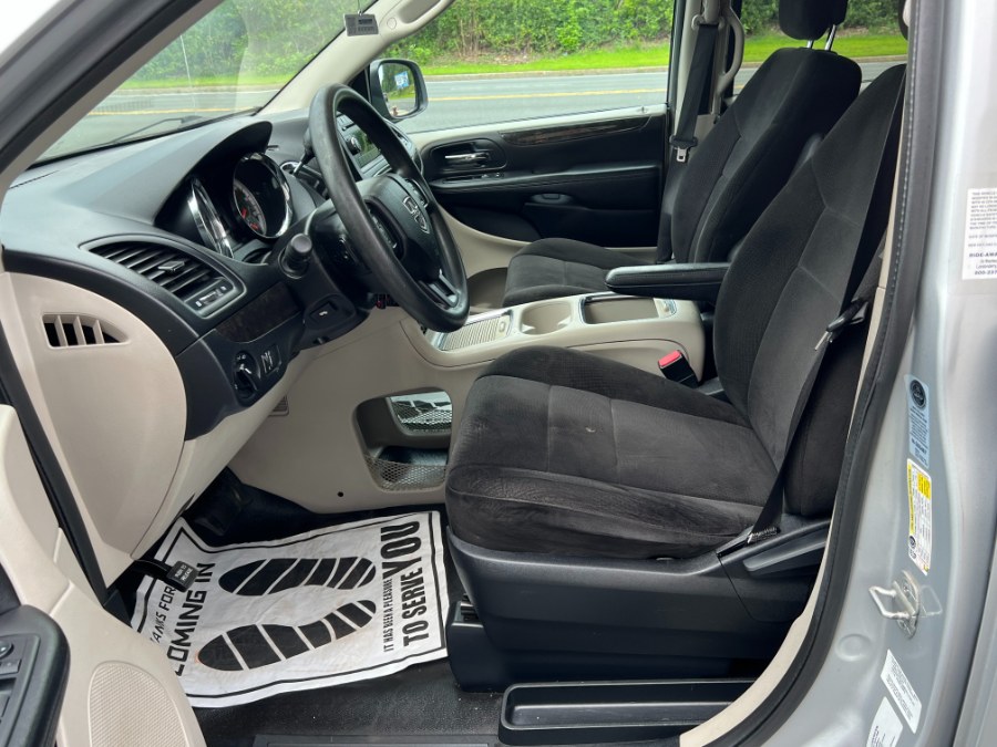 2012 Dodge Grand Caravan 4dr Wgn SXT, available for sale in Westfield, Massachusetts | Auto Wings Cop. Westfield, Massachusetts 2012 Dodge Grand Caravan 4dr Wgn SXT, available for sale in Westfield, Massachusetts | Auto Wings Cop. Westfield, Massachusetts