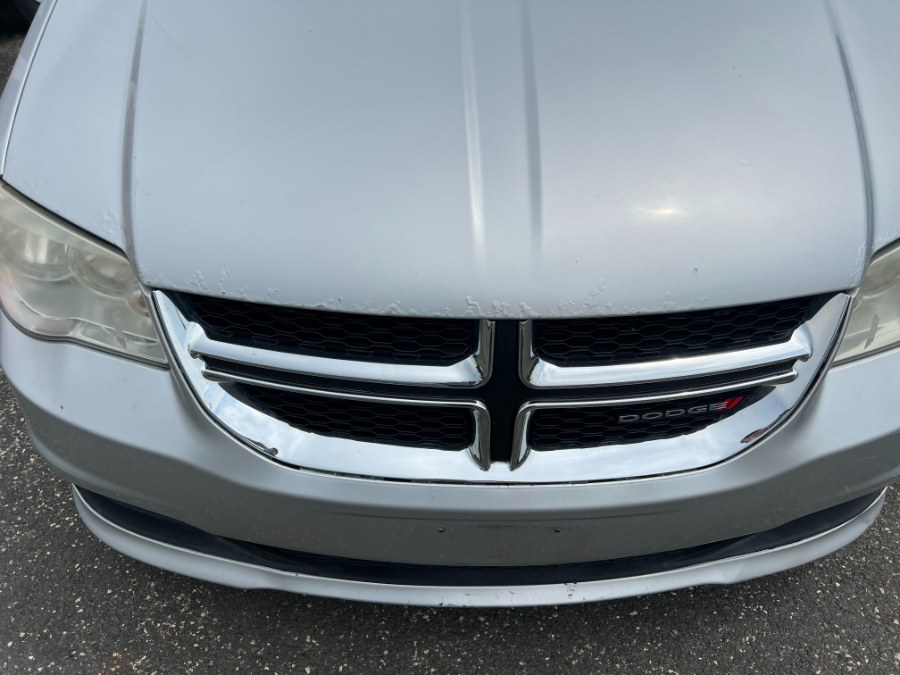 2012 Dodge Grand Caravan 4dr Wgn SXT, available for sale in Westfield, Massachusetts | Auto Wings Cop. Westfield, Massachusetts 2012 Dodge Grand Caravan 4dr Wgn SXT, available for sale in Westfield, Massachusetts | Auto Wings Cop. Westfield, Massachusetts
