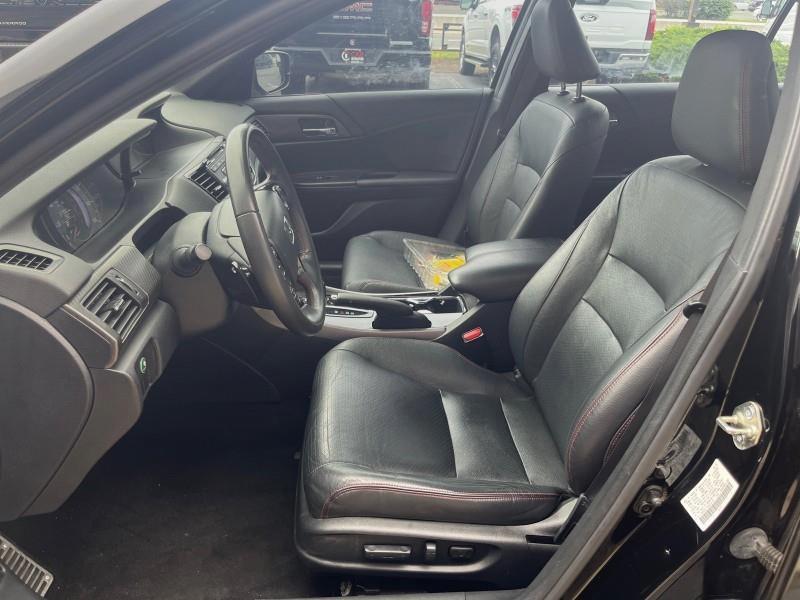 2017 Honda Accord Sedan Sport SE, available for sale in Maple Shade, New Jersey | Car Revolution. Maple Shade, New Jersey 2017 Honda Accord Sedan Sport SE, available for sale in Maple Shade, New Jersey | Car Revolution. Maple Shade, New Jersey