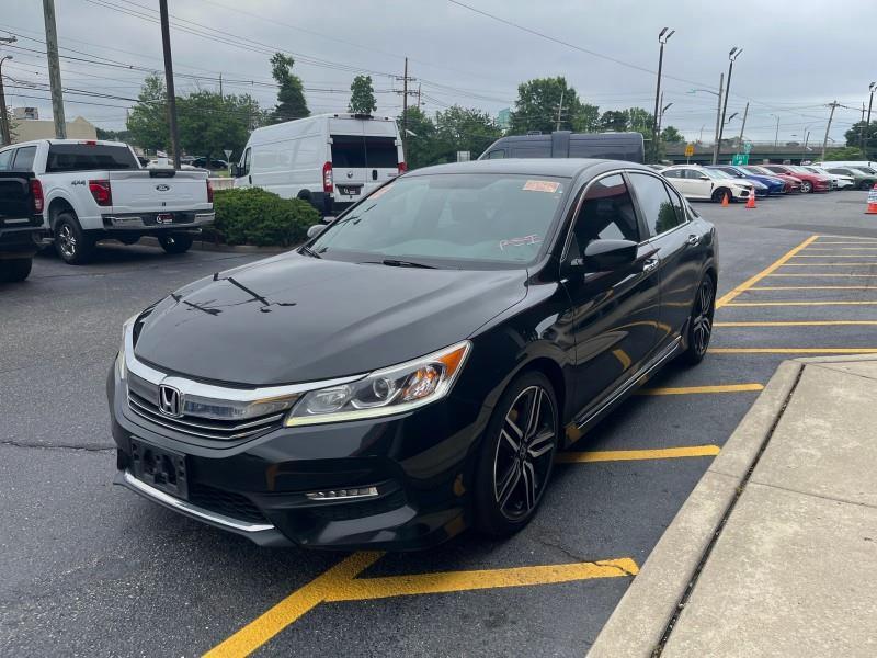 2017 Honda Accord Sedan Sport SE, available for sale in Maple Shade, New Jersey | Car Revolution. Maple Shade, New Jersey 2017 Honda Accord Sedan Sport SE, available for sale in Maple Shade, New Jersey | Car Revolution. Maple Shade, New Jersey