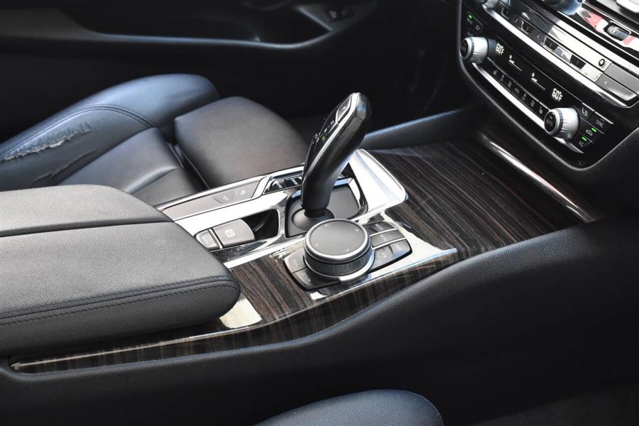 2020 BMW 5 Series 530i xDrive AWD 4dr Sedan, available for sale in Great Neck, New York | Camy Cars. Great Neck, New York 2020 BMW 5 Series 530i xDrive AWD 4dr Sedan, available for sale in Great Neck, New York | Camy Cars. Great Neck, New York