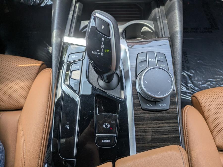 2022 BMW 5 Series 530i Sedan, available for sale in Long Island City, New York | Luxury Of Queens. Long Island City, New York 2022 BMW 5 Series 530i Sedan, available for sale in Long Island City, New York | Luxury Of Queens. Long Island City, New York