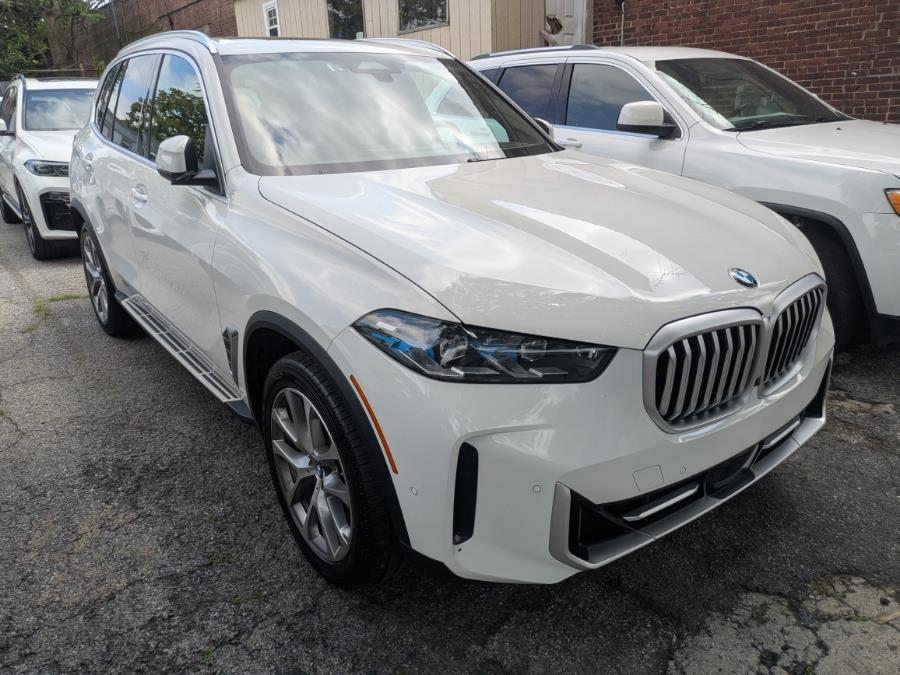 2024 BMW X5 xDrive40i Sports Activity Vehicle, available for sale in Long Island City, New York | Luxury Of Queens. Long Island City, New York 2024 BMW X5 xDrive40i Sports Activity Vehicle, available for sale in Long Island City, New York | Luxury Of Queens. Long Island City, New York
