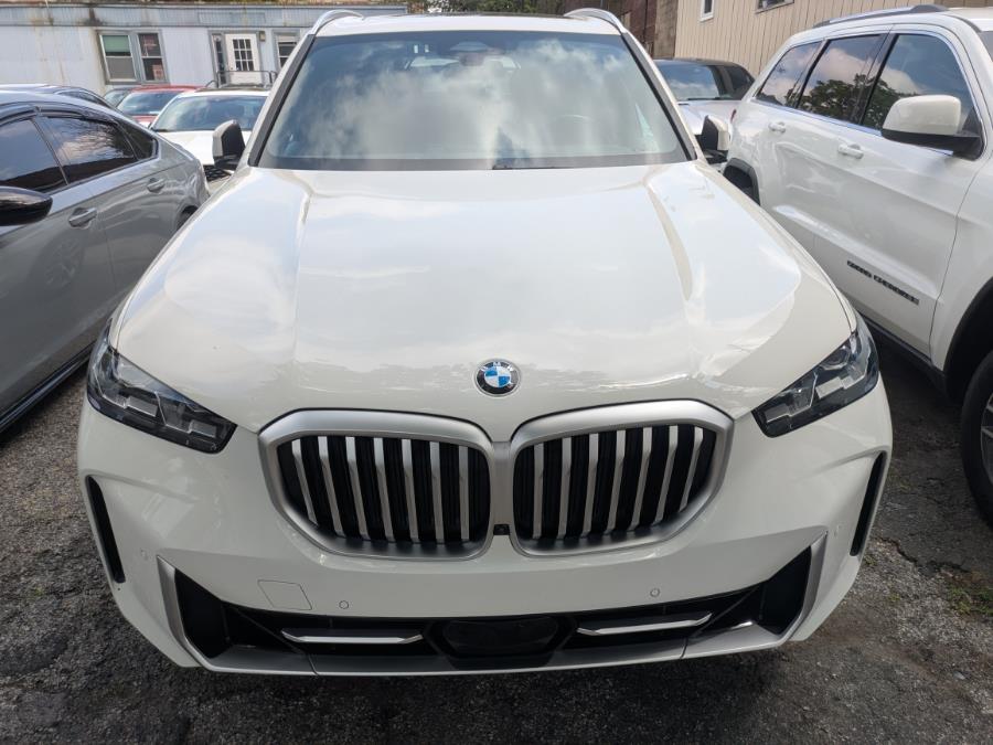 2024 BMW X5 xDrive40i Sports Activity Vehicle, available for sale in Long Island City, New York | Luxury Of Queens. Long Island City, New York 2024 BMW X5 xDrive40i Sports Activity Vehicle, available for sale in Long Island City, New York | Luxury Of Queens. Long Island City, New York