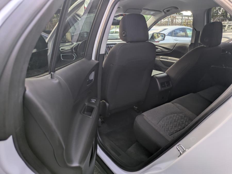 2022 Chevrolet Equinox FWD 4dr LT w/1LT, available for sale in Long Island City, New York | Luxury Of Queens. Long Island City, New York 2022 Chevrolet Equinox FWD 4dr LT w/1LT, available for sale in Long Island City, New York | Luxury Of Queens. Long Island City, New York