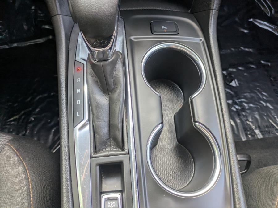 2022 Chevrolet Equinox FWD 4dr LT w/1LT, available for sale in Long Island City, New York | Luxury Of Queens. Long Island City, New York 2022 Chevrolet Equinox FWD 4dr LT w/1LT, available for sale in Long Island City, New York | Luxury Of Queens. Long Island City, New York