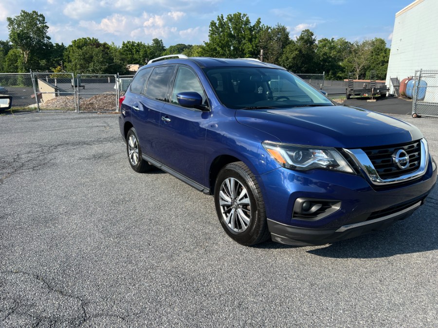2018 Nissan Pathfinder 4x4 SV, available for sale in Bethlehem, Pennsylvania | Best Auto Deals LLC. Bethlehem, Pennsylvania 2018 Nissan Pathfinder 4x4 SV, available for sale in Bethlehem, Pennsylvania | Best Auto Deals LLC. Bethlehem, Pennsylvania
