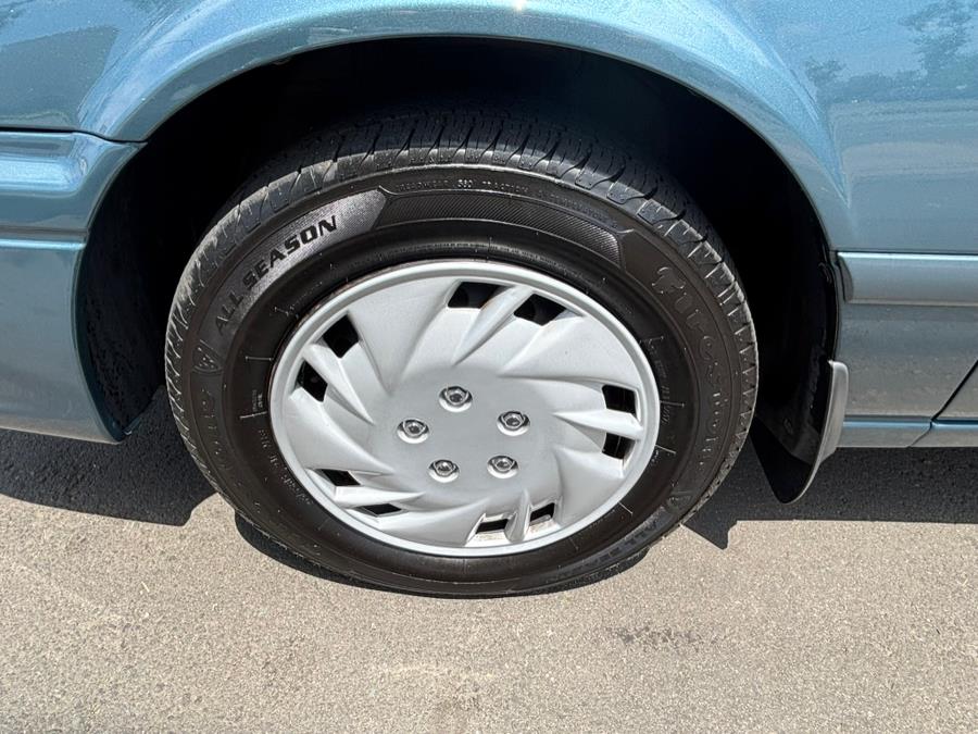 2001 Toyota Camry 4dr Sdn CE Auto (Natl), available for sale in New haven, Connecticut | Wilson Maturo Motors. New haven, Connecticut 2001 Toyota Camry 4dr Sdn CE Auto (Natl), available for sale in New haven, Connecticut | Wilson Maturo Motors. New haven, Connecticut