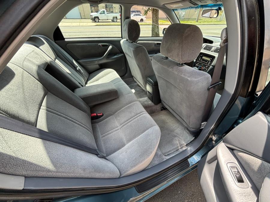 2001 Toyota Camry 4dr Sdn CE Auto (Natl), available for sale in New haven, Connecticut | Wilson Maturo Motors. New haven, Connecticut 2001 Toyota Camry 4dr Sdn CE Auto (Natl), available for sale in New haven, Connecticut | Wilson Maturo Motors. New haven, Connecticut