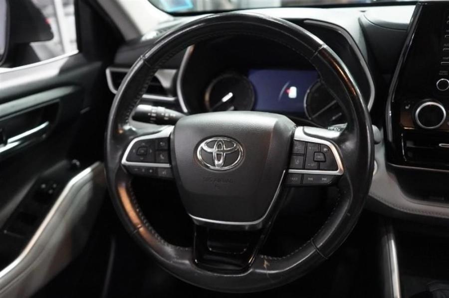 2021 Toyota Highlander XLE, available for sale in Woodside, New York | Drive Central. Woodside, New York 2021 Toyota Highlander XLE, available for sale in Woodside, New York | Drive Central. Woodside, New York
