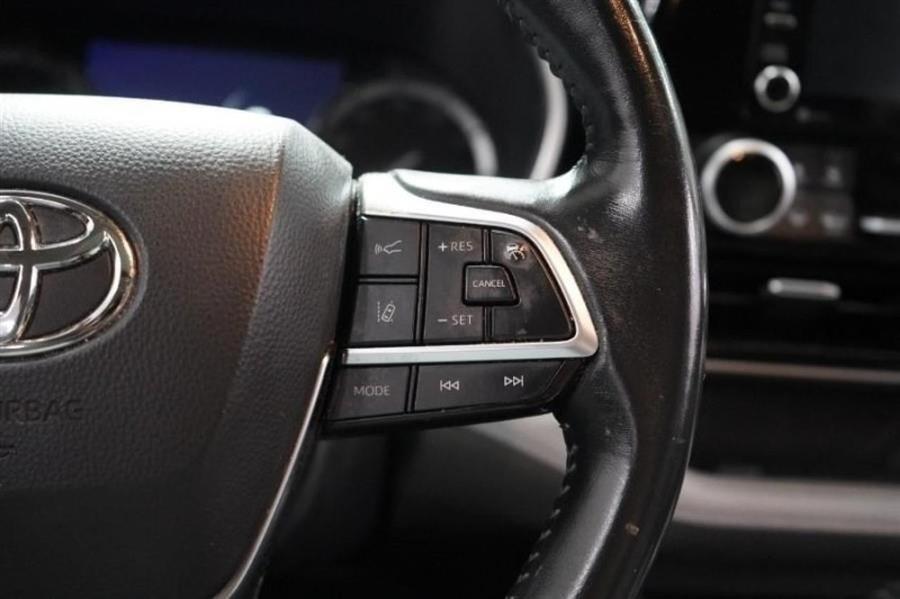 2021 Toyota Highlander XLE, available for sale in Woodside, New York | Drive Central. Woodside, New York 2021 Toyota Highlander XLE, available for sale in Woodside, New York | Drive Central. Woodside, New York