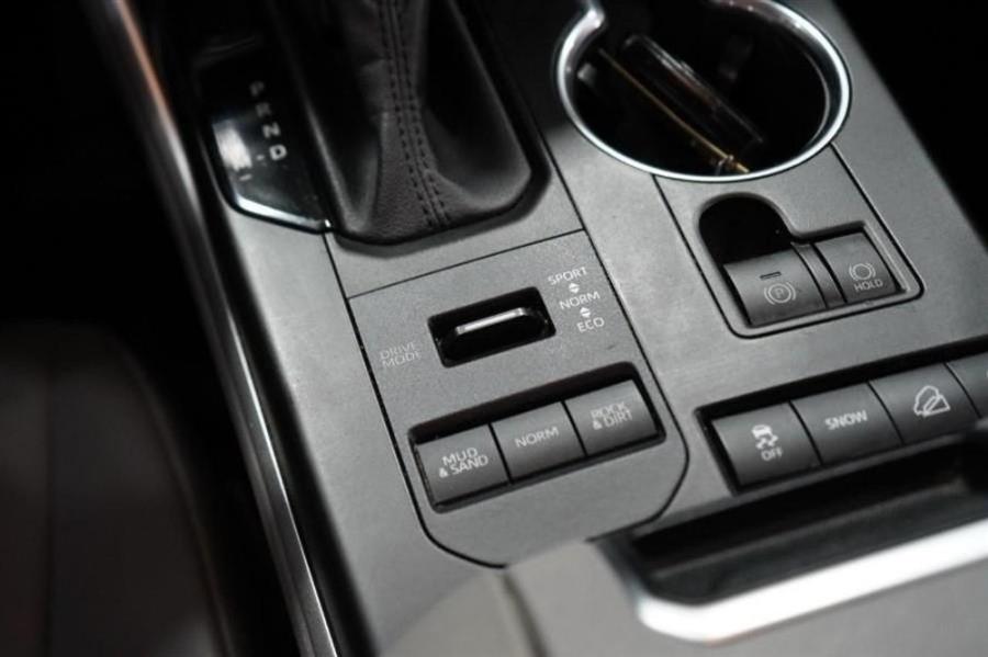2021 Toyota Highlander XLE, available for sale in Woodside, New York | Drive Central. Woodside, New York 2021 Toyota Highlander XLE, available for sale in Woodside, New York | Drive Central. Woodside, New York