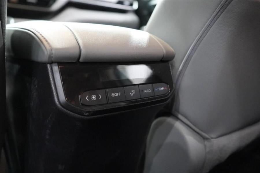 2021 Toyota Highlander XLE, available for sale in Woodside, New York | Drive Central. Woodside, New York 2021 Toyota Highlander XLE, available for sale in Woodside, New York | Drive Central. Woodside, New York