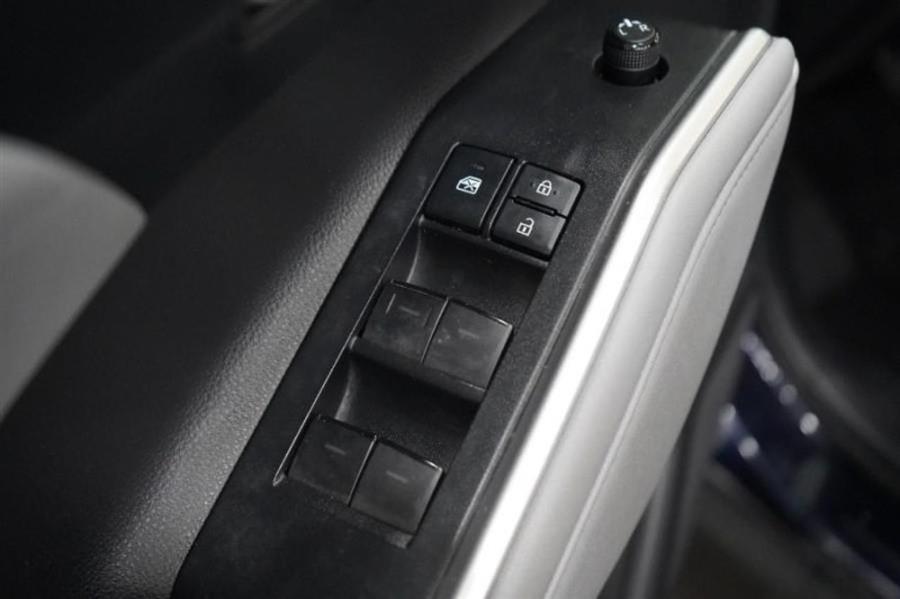 2021 Toyota Highlander XLE, available for sale in Woodside, New York | Drive Central. Woodside, New York 2021 Toyota Highlander XLE, available for sale in Woodside, New York | Drive Central. Woodside, New York