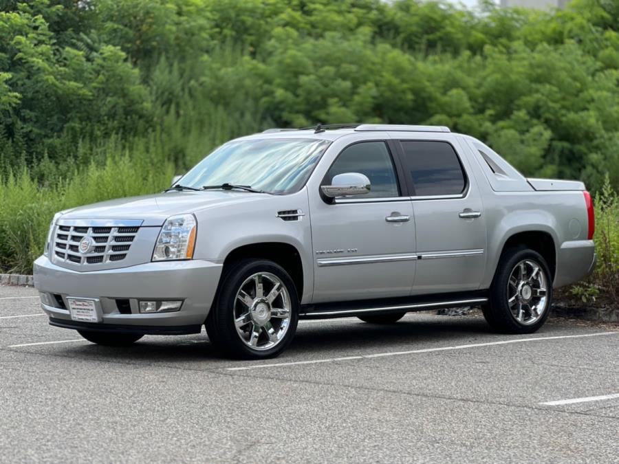 2011 Cadillac Escalade EXT AWD 4dr Luxury, available for sale in Paterson, New Jersey | Speedway Motors LLC. Paterson, New Jersey 2011 Cadillac Escalade EXT AWD 4dr Luxury, available for sale in Paterson, New Jersey | Speedway Motors LLC. Paterson, New Jersey
