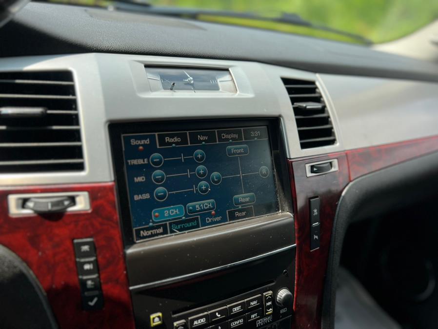 2011 Cadillac Escalade EXT AWD 4dr Luxury, available for sale in Paterson, New Jersey | Speedway Motors LLC. Paterson, New Jersey 2011 Cadillac Escalade EXT AWD 4dr Luxury, available for sale in Paterson, New Jersey | Speedway Motors LLC. Paterson, New Jersey