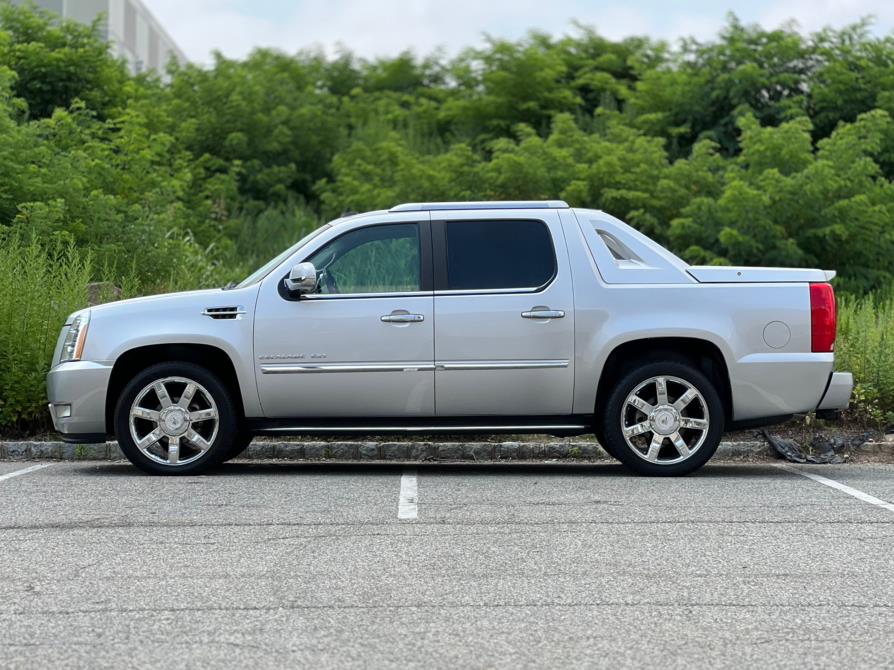 2011 Cadillac Escalade EXT AWD 4dr Luxury, available for sale in Paterson, New Jersey | Speedway Motors LLC. Paterson, New Jersey 2011 Cadillac Escalade EXT AWD 4dr Luxury, available for sale in Paterson, New Jersey | Speedway Motors LLC. Paterson, New Jersey