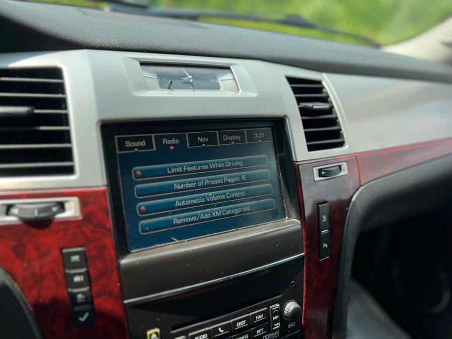 2011 Cadillac Escalade EXT AWD 4dr Luxury, available for sale in Paterson, New Jersey | Speedway Motors LLC. Paterson, New Jersey 2011 Cadillac Escalade EXT AWD 4dr Luxury, available for sale in Paterson, New Jersey | Speedway Motors LLC. Paterson, New Jersey
