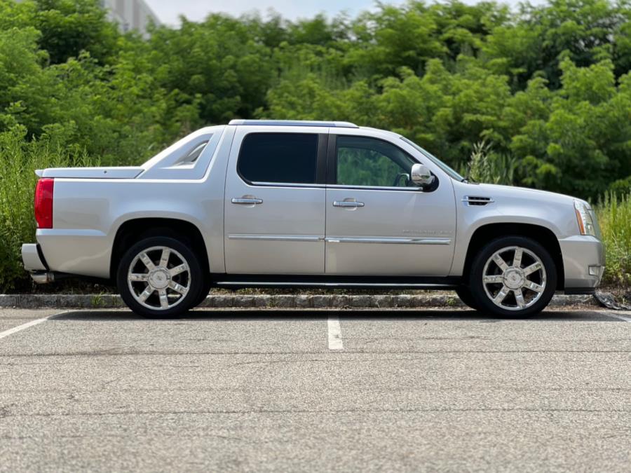 2011 Cadillac Escalade EXT AWD 4dr Luxury, available for sale in Paterson, New Jersey | Speedway Motors LLC. Paterson, New Jersey 2011 Cadillac Escalade EXT AWD 4dr Luxury, available for sale in Paterson, New Jersey | Speedway Motors LLC. Paterson, New Jersey