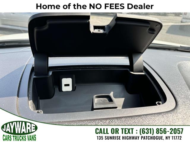 2013 Chevrolet Traverse FWD 4dr LT w/1LT, available for sale in Patchogue, New York | Jayware Cars Trucks Vans. Patchogue, New York 2013 Chevrolet Traverse FWD 4dr LT w/1LT, available for sale in Patchogue, New York | Jayware Cars Trucks Vans. Patchogue, New York