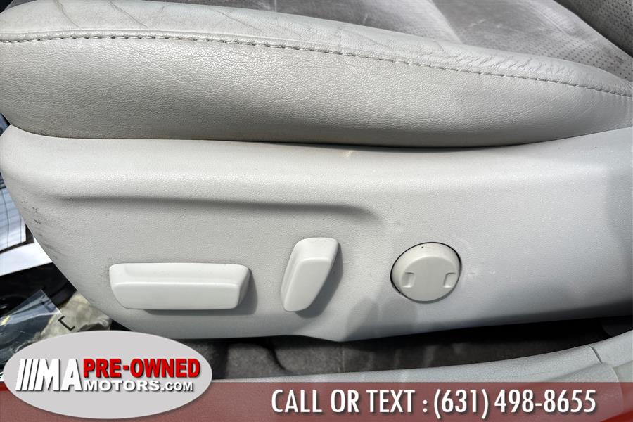 2012 Toyota Camry Hybrid 4dr Sdn LE, available for sale in Huntington Station, New York | M & A Motors. Huntington Station, New York 2012 Toyota Camry Hybrid 4dr Sdn LE, available for sale in Huntington Station, New York | M & A Motors. Huntington Station, New York