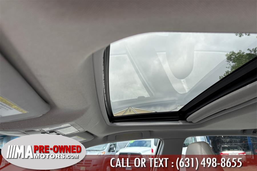 2012 Toyota Camry Hybrid 4dr Sdn LE, available for sale in Huntington Station, New York | M & A Motors. Huntington Station, New York 2012 Toyota Camry Hybrid 4dr Sdn LE, available for sale in Huntington Station, New York | M & A Motors. Huntington Station, New York