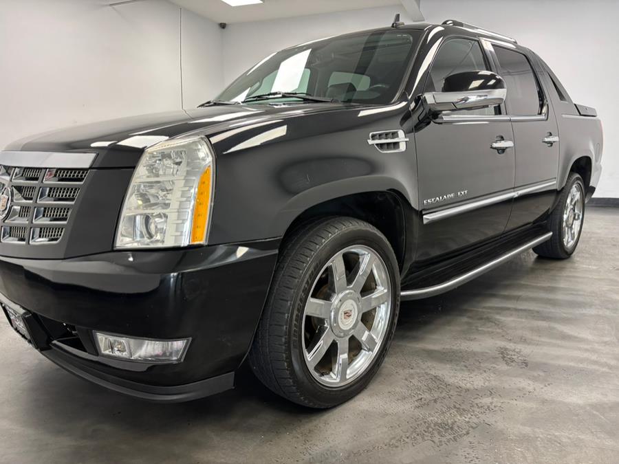 2013 Cadillac Escalade EXT AWD 4dr Luxury, available for sale in Elizabeth, New Jersey | Dream Auto Group. Elizabeth, New Jersey 2013 Cadillac Escalade EXT AWD 4dr Luxury, available for sale in Elizabeth, New Jersey | Dream Auto Group. Elizabeth, New Jersey