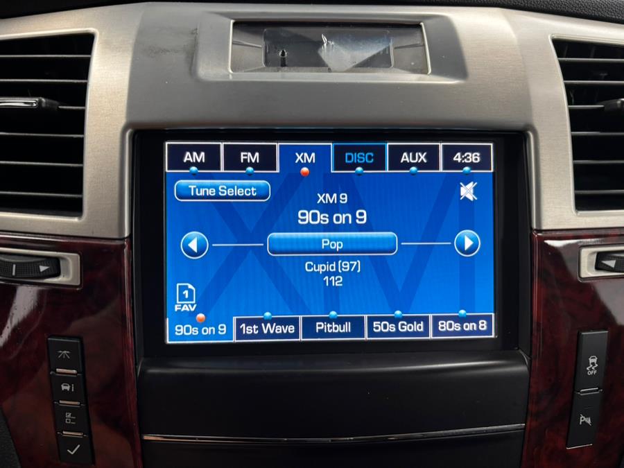 2013 Cadillac Escalade EXT AWD 4dr Luxury, available for sale in Elizabeth, New Jersey | Dream Auto Group. Elizabeth, New Jersey 2013 Cadillac Escalade EXT AWD 4dr Luxury, available for sale in Elizabeth, New Jersey | Dream Auto Group. Elizabeth, New Jersey