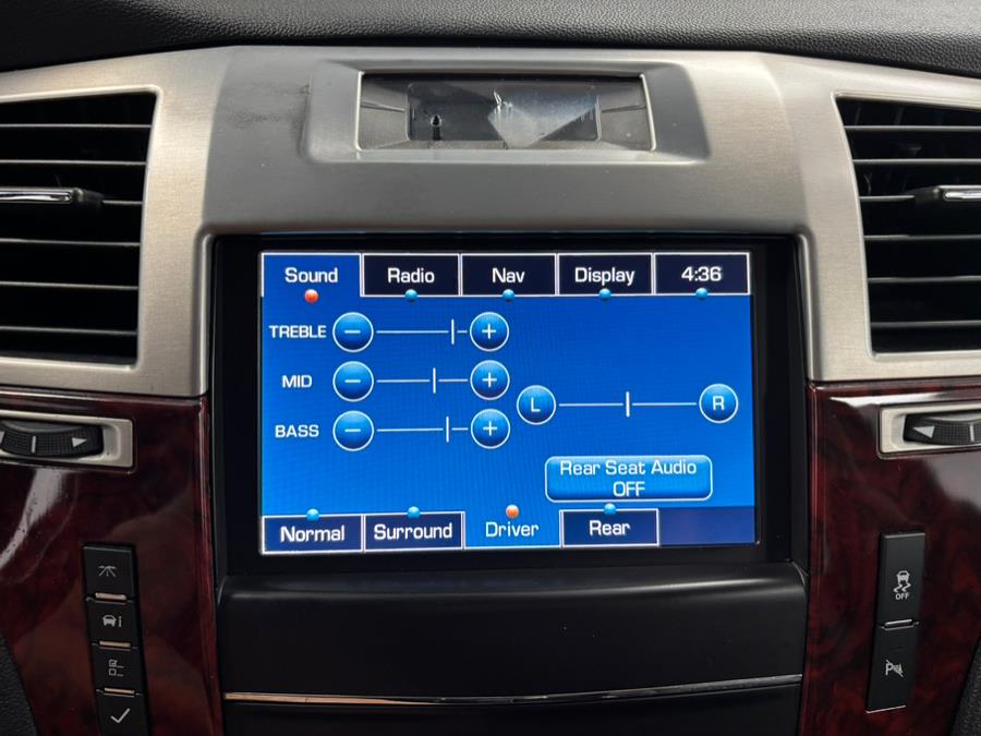 2013 Cadillac Escalade EXT AWD 4dr Luxury, available for sale in Elizabeth, New Jersey | Dream Auto Group. Elizabeth, New Jersey 2013 Cadillac Escalade EXT AWD 4dr Luxury, available for sale in Elizabeth, New Jersey | Dream Auto Group. Elizabeth, New Jersey