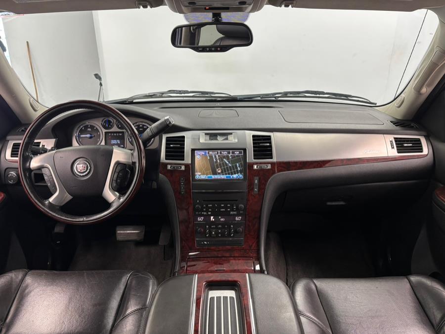 2013 Cadillac Escalade EXT AWD 4dr Luxury, available for sale in Elizabeth, New Jersey | Dream Auto Group. Elizabeth, New Jersey 2013 Cadillac Escalade EXT AWD 4dr Luxury, available for sale in Elizabeth, New Jersey | Dream Auto Group. Elizabeth, New Jersey