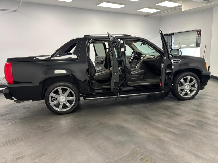 2013 Cadillac Escalade EXT AWD 4dr Luxury, available for sale in Elizabeth, New Jersey | Dream Auto Group. Elizabeth, New Jersey 2013 Cadillac Escalade EXT AWD 4dr Luxury, available for sale in Elizabeth, New Jersey | Dream Auto Group. Elizabeth, New Jersey
