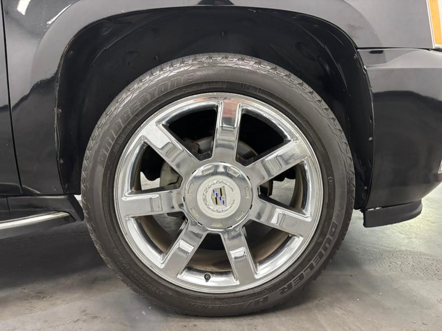 2013 Cadillac Escalade EXT AWD 4dr Luxury, available for sale in Elizabeth, New Jersey | Dream Auto Group. Elizabeth, New Jersey 2013 Cadillac Escalade EXT AWD 4dr Luxury, available for sale in Elizabeth, New Jersey | Dream Auto Group. Elizabeth, New Jersey