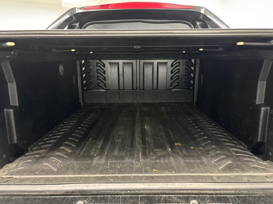 2013 Cadillac Escalade EXT AWD 4dr Luxury, available for sale in Elizabeth, New Jersey | Dream Auto Group. Elizabeth, New Jersey 2013 Cadillac Escalade EXT AWD 4dr Luxury, available for sale in Elizabeth, New Jersey | Dream Auto Group. Elizabeth, New Jersey